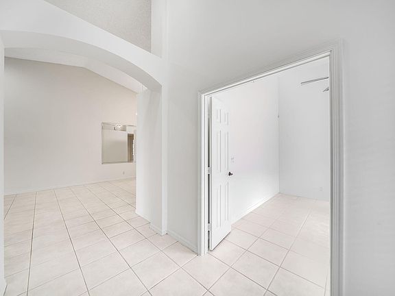 5th image of 6168 Caladium Road