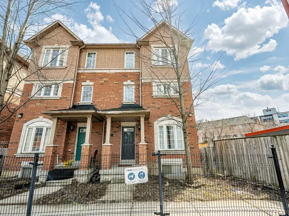 75 Elphick Ln, Toronto, ON M9N 4A2