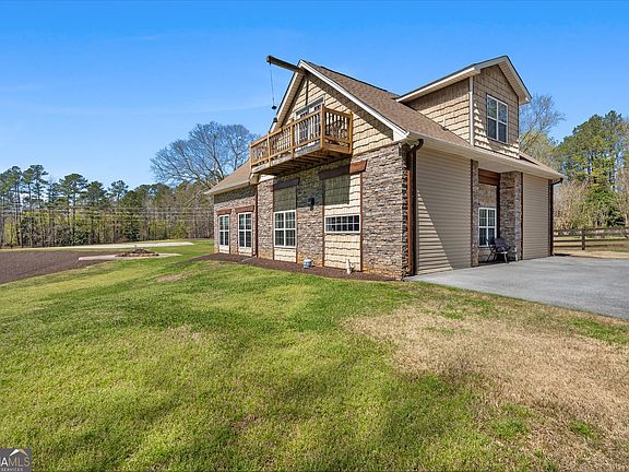 4th image of 82 Lee Bone Rd