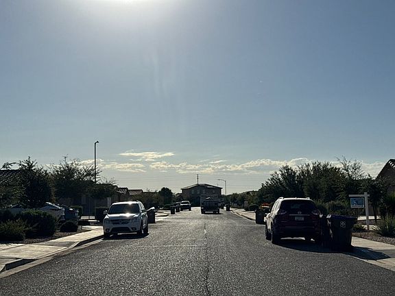 4th image of 1011 W Palo Verde Ave