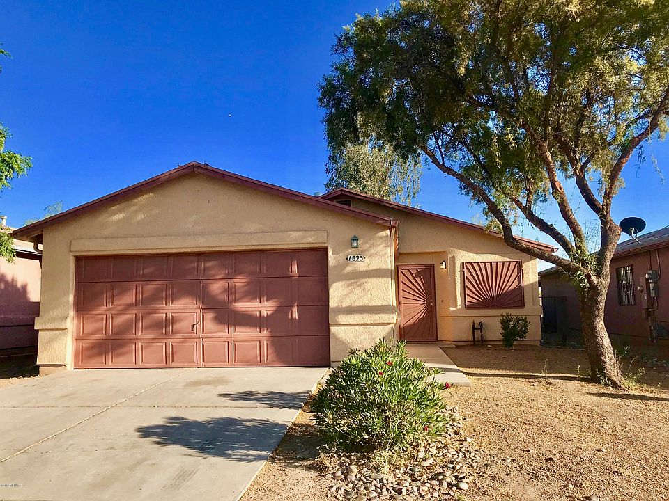 1st image of 1623 W Sauvignon Dr