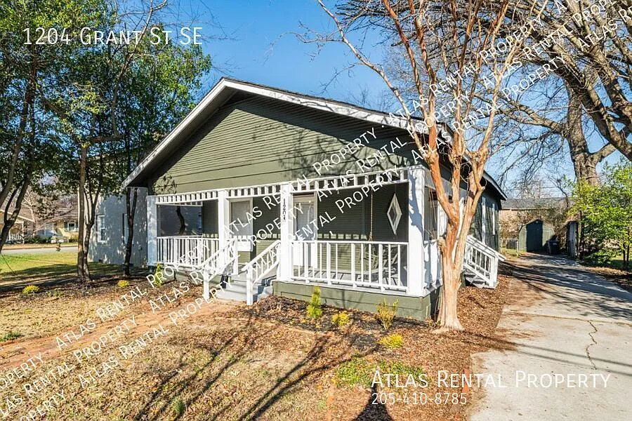 Fully Renovated 2-Bedroom Home with Fenced Yard & Storage! — Photo 3