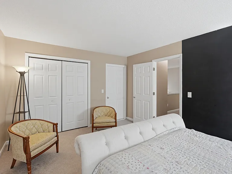 206 Covington Dr — Photo 28