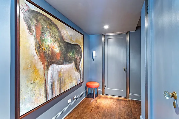 Sold by Compass | media 18