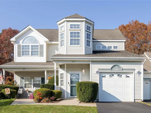 3902 Amen Corners #3902, Riverhead, NY 11901