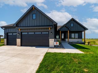 4704 NW 13th St, Ankeny, IA 50023