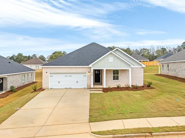 964 Como Way, Opelika, AL 36804