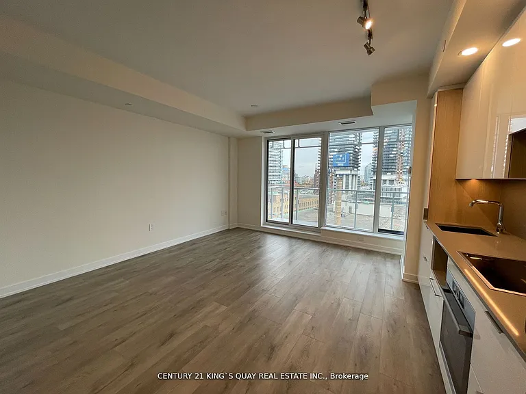 28 Freeland St #1508 — Photo 3
