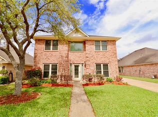 5003 Sienna Heights Ln, Pasadena, TX 77505