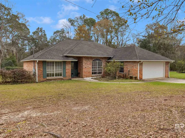 502 NE 7th St, Summerdale, AL 36580