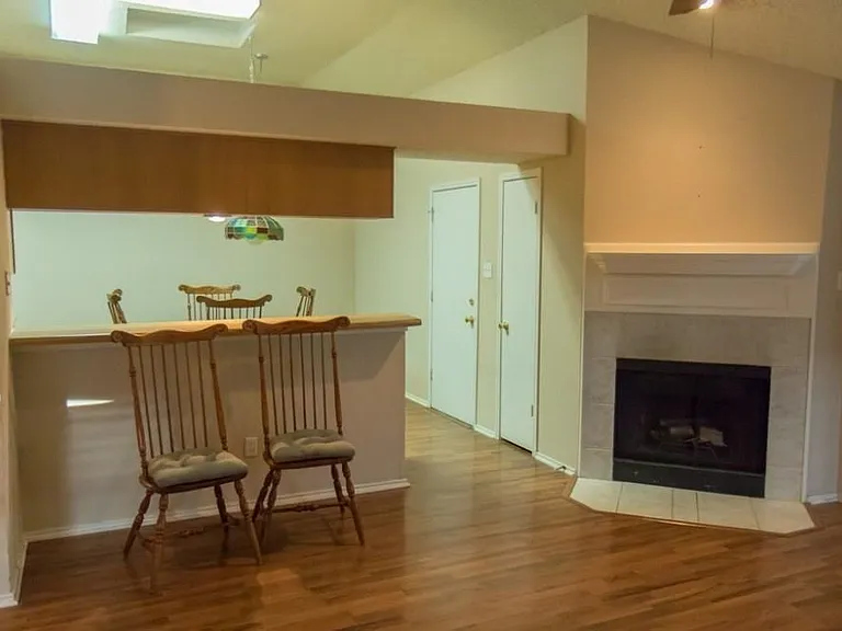 557 Grace Ln — Photo 17