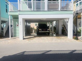 378 NE Wharf Way, Jensen Beach, FL 34957