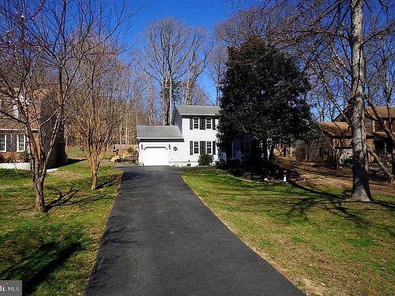 5th image of 1104 John Paul Jones Dr