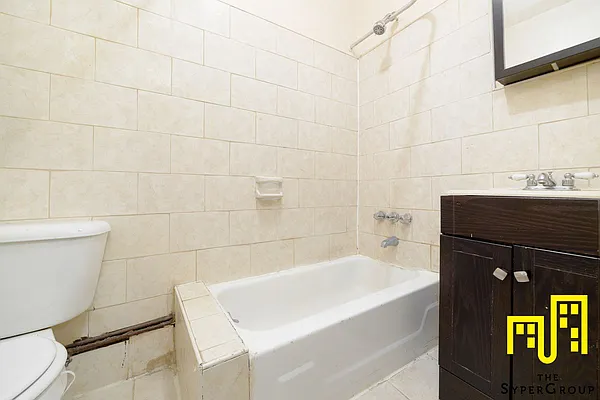 Rented by The Syper Group | media 2