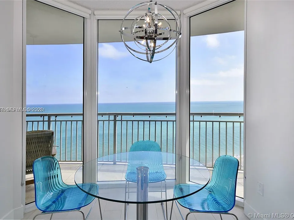 17375 Collins Ave #2002