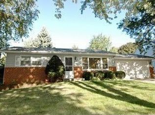 440 Cornell Ln, Elgin, IL 60123