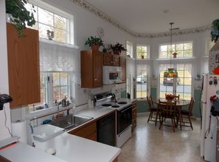 311 Birch Ln, Hawley, PA 18428