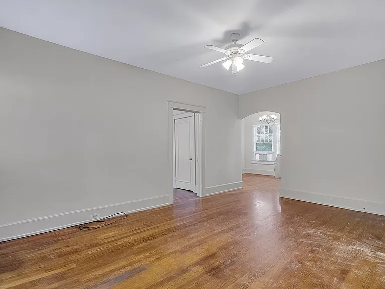 Highland Court II Apartments — Photo 25