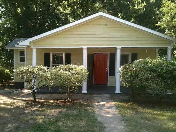 1811 Childress Dr SW photo 1