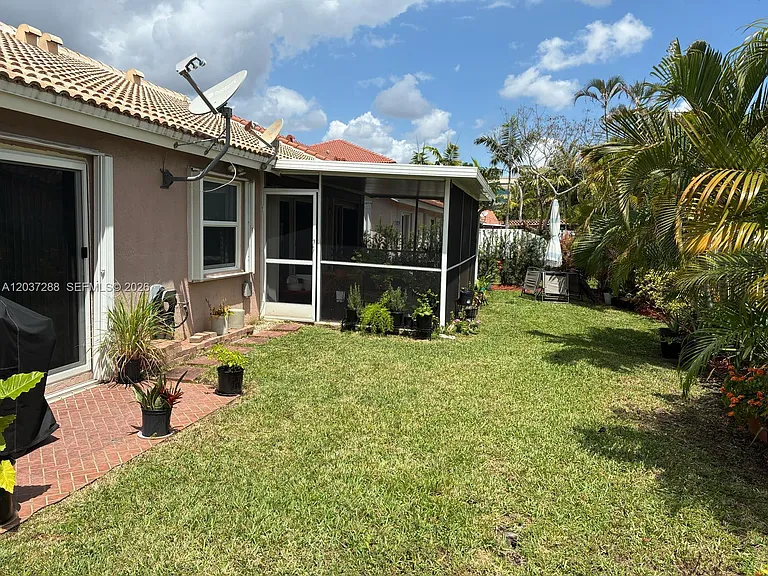 1412 NW 129th Ter — Photo 14