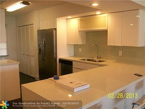 4th image of 802 Cypress Blvd APT 201B