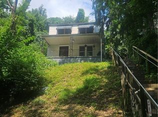 1019 Stadium Pl, Charleston, WV 25311