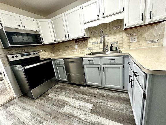 5th image of 42353 Saratoga Cir