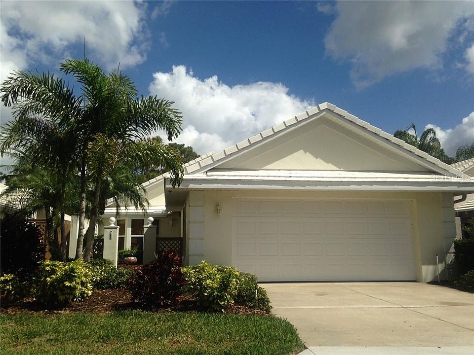 1st image of 744 Harrington Lake Dr N #118