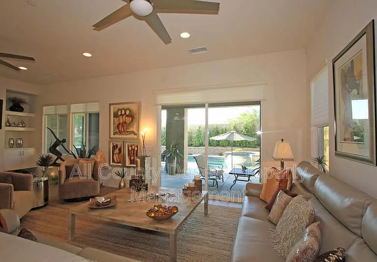 74565 Tesla Dr — Photo 13