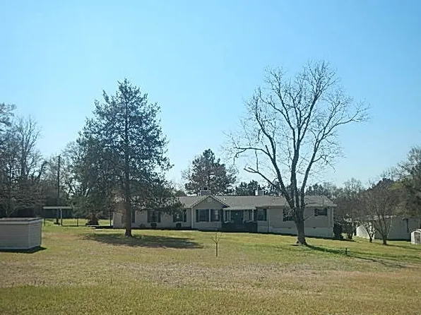125 Private Road 1364, Ariton, AL 36311