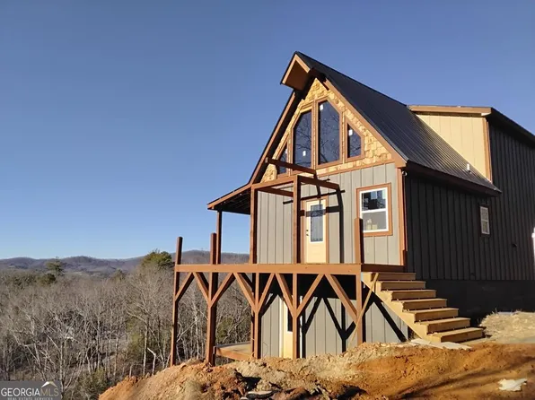 Fiddlers Way, Brasstown, NC 28902