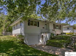 6162 Ogden St, Omaha, NE 68104