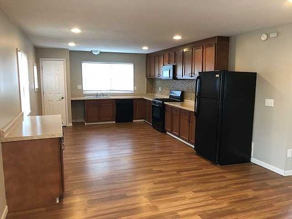 2nd image of 905 E 3rd Ave Lot 27