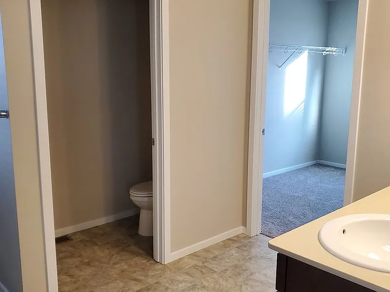 7922 S Fruitvale Ln — Photo 4