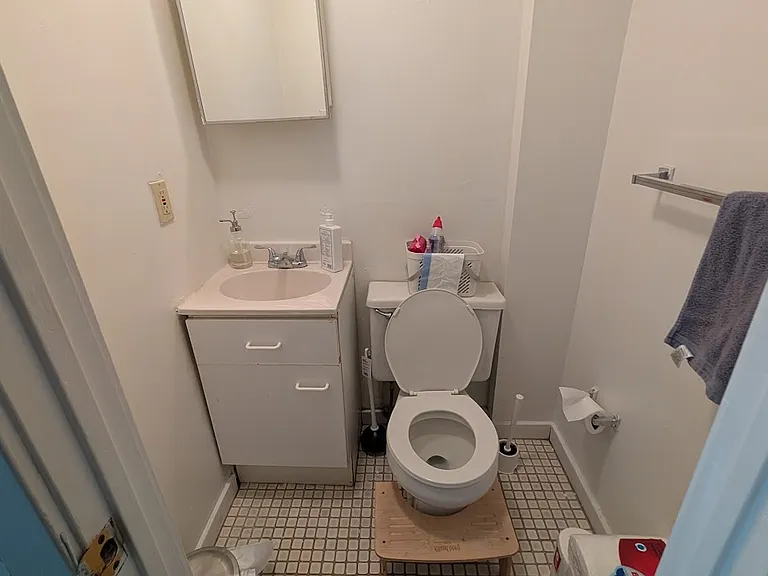 4700 Alden Ave #1 — Photo 6