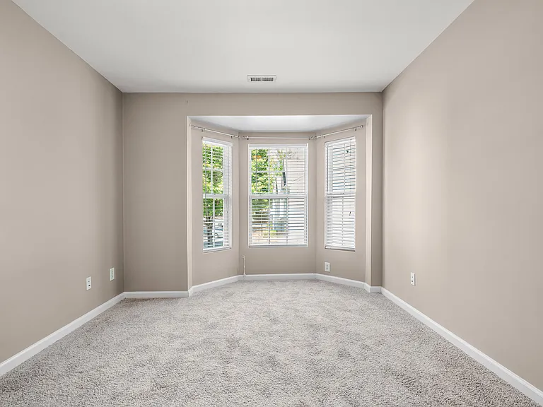 8139 Rhiannon Rd — Photo 24