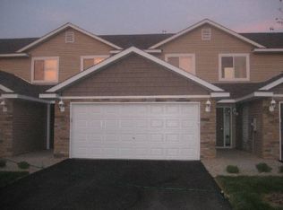1341 Prairie View Trl, Farmington, MN 55024