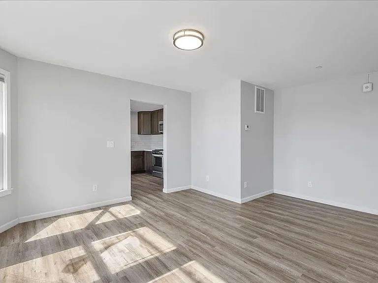 1201 Park St #1203 — Photo 3