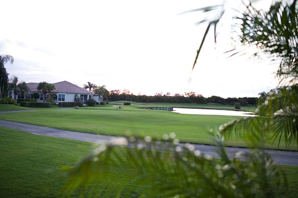 2nd image of 1859 Winding Oaks Way