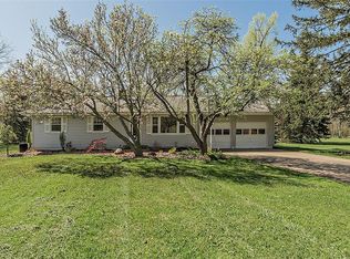 990 Florence Dr, Macedonia, OH 44056