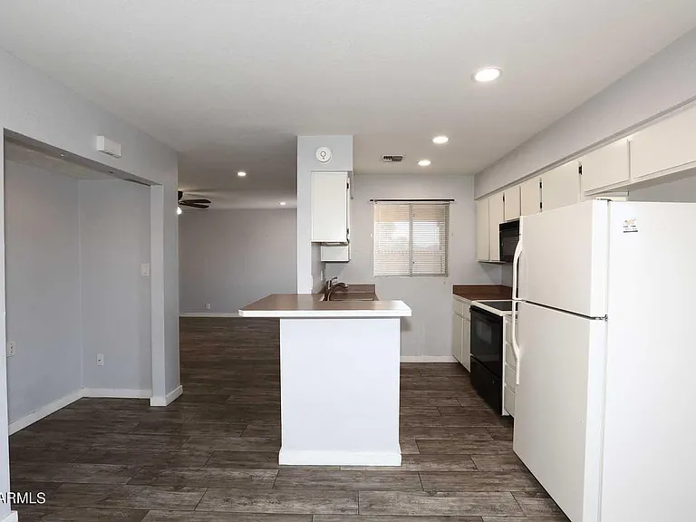 522 W Blackhawk Dr #4 — Photo 23