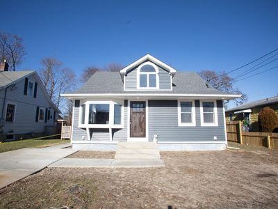 13 Hemlock Street, Islip, NY, 11751