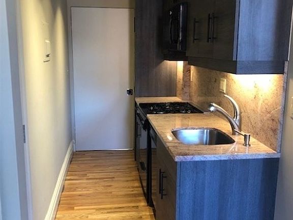 4th image of 214 Garfield Pl APT 2
