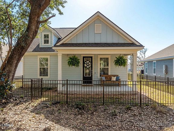 2nd image of 158 Baynard Rd