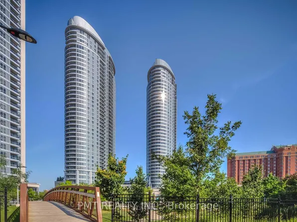 135 Village Green Sq, Toronto, ON