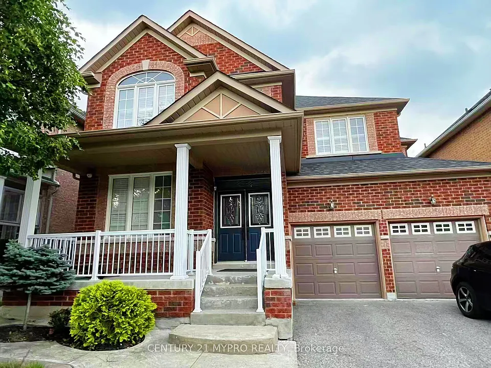 23 Hawksbury Rd #A