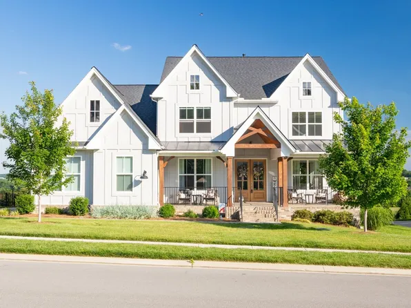 7021 Fiddlers Glen Dr, Arrington, TN 37014