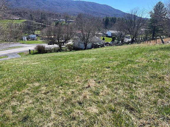 5th image of 1799 Fincastle Tpke