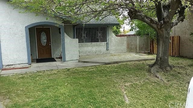 1st image of 1856 N Placer Ave