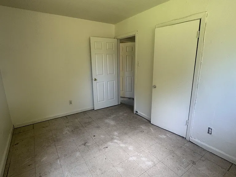 4402 Waters Pl — Photo 5